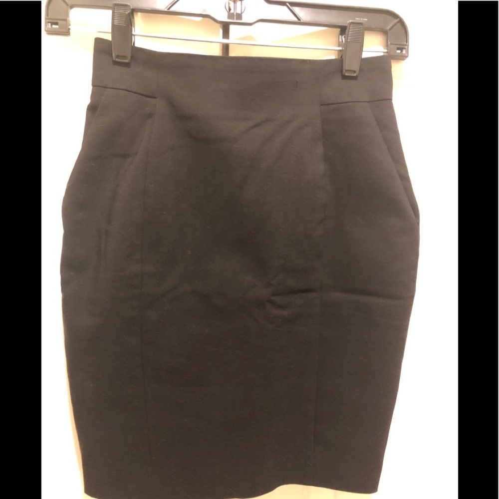 Women’s H&M straight skirt size 2